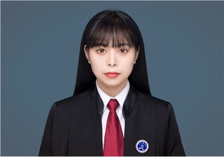 彭婷玉  律师